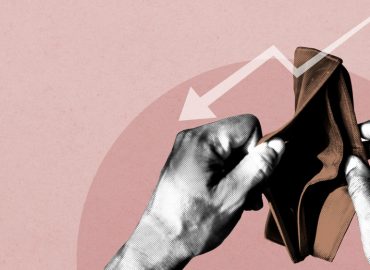 Un obligado solidario es la persona que asume la responsabilidad de pagar una deuda.